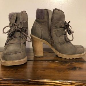 Women’s boots